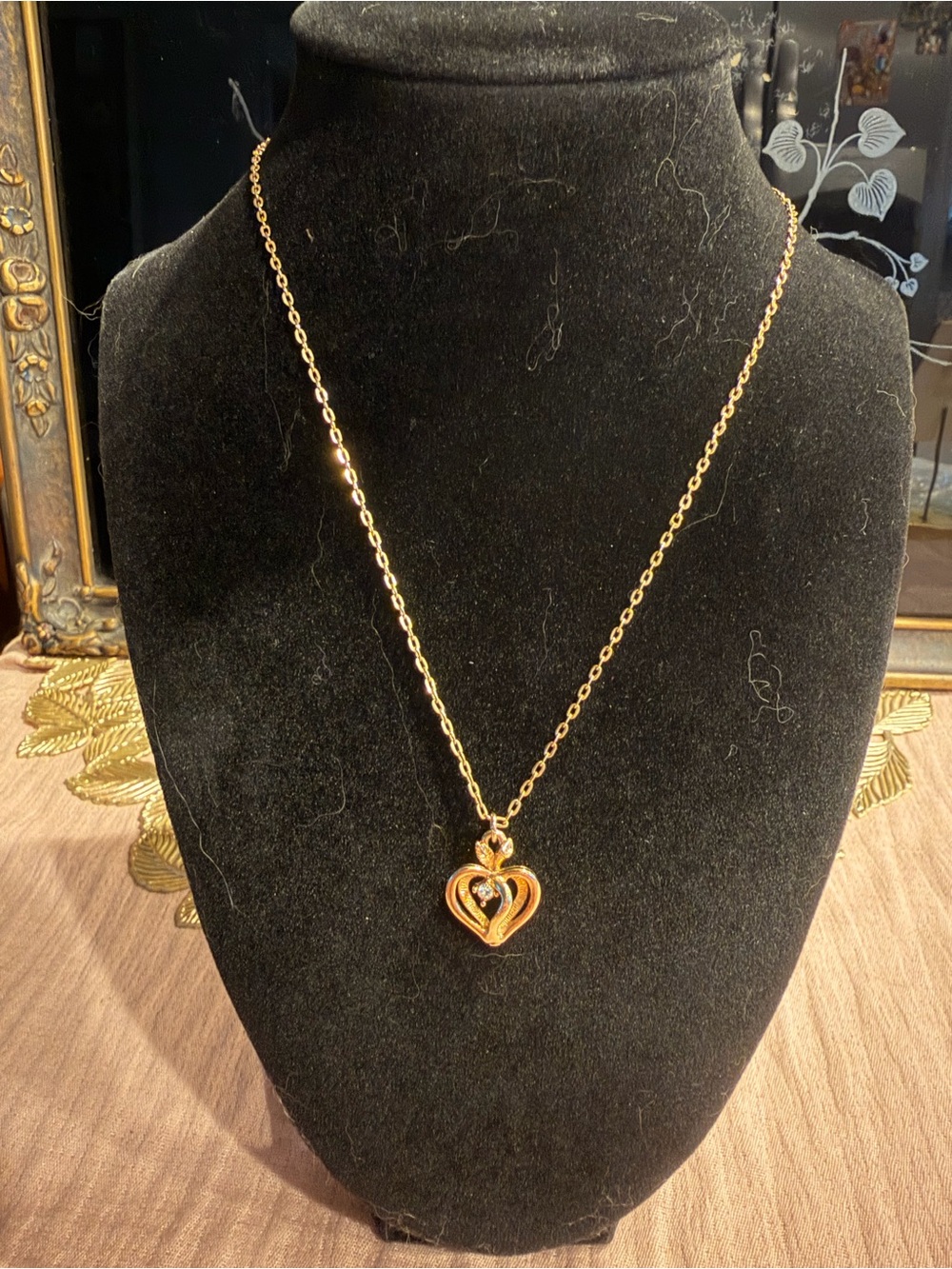 Sarah Coventry Gold Heart Pendant Necklace - Elegant Women's Jewelry